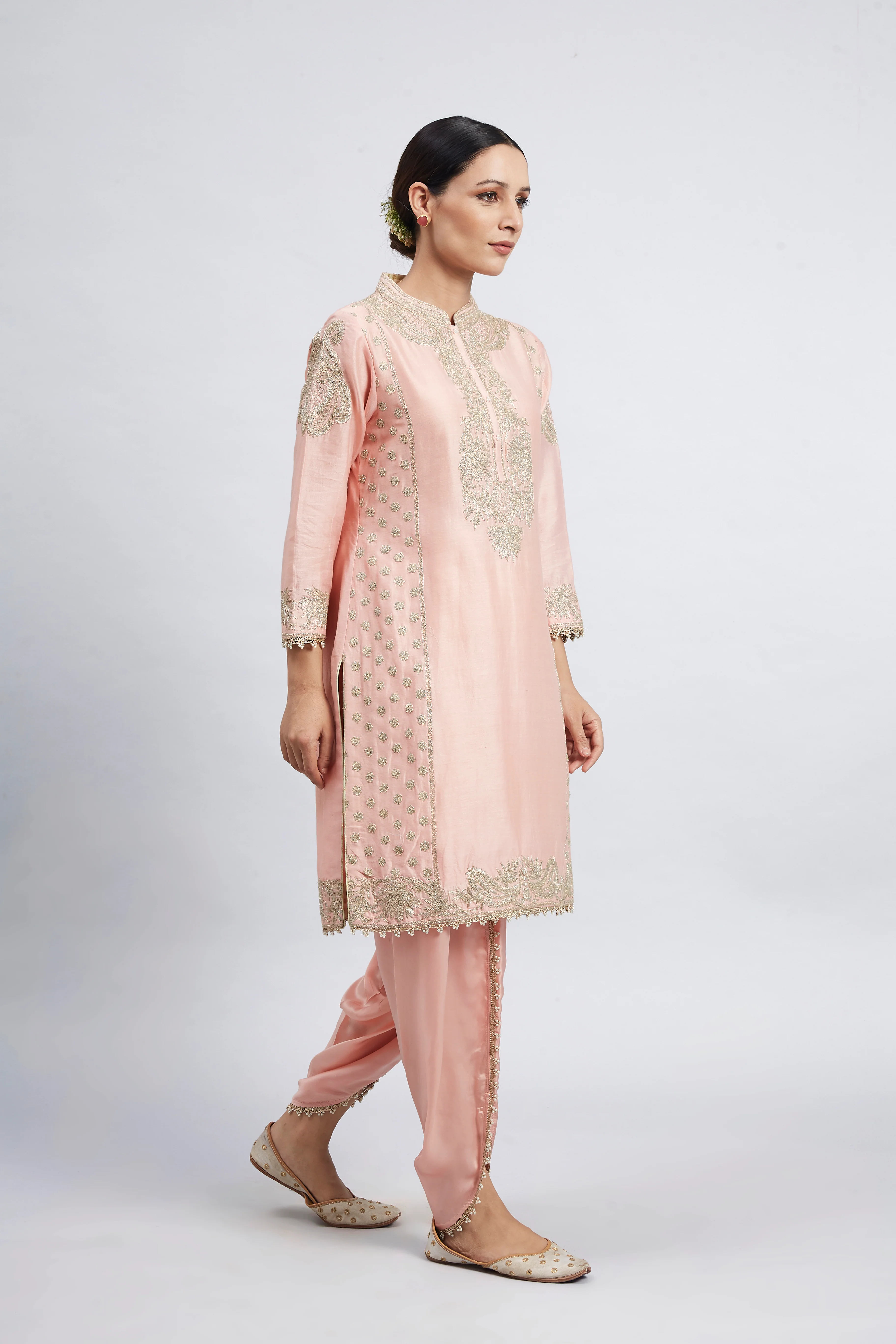 Aabish- Carnation Pink Embroidered Kurta Set (LXRTS) - Image 4