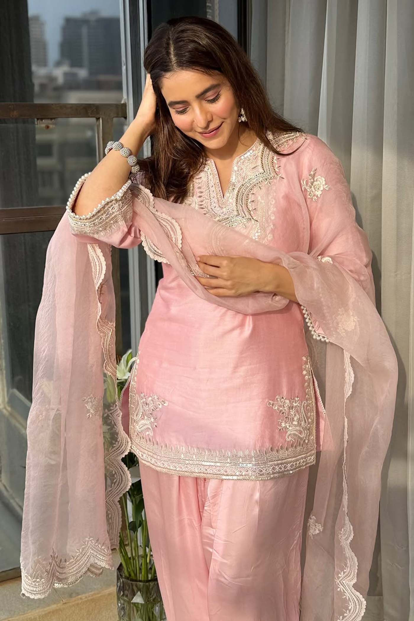 Aamna Sharif in Sara - Blush Pink Short Kurta With Salwar - Image 4