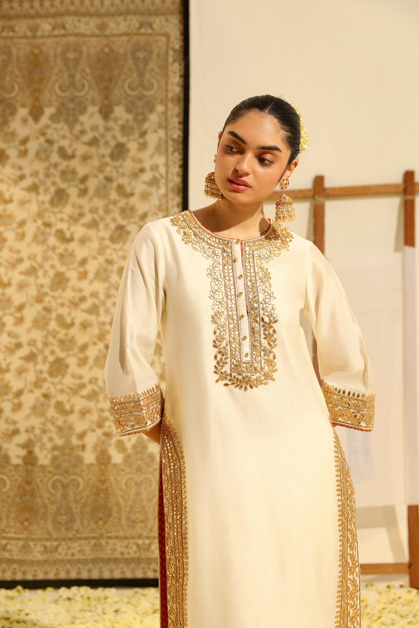 Abbas - Daisy Ivory Hand Embroidered Long kurta with crushed silk skirt and dupatta - Image 5