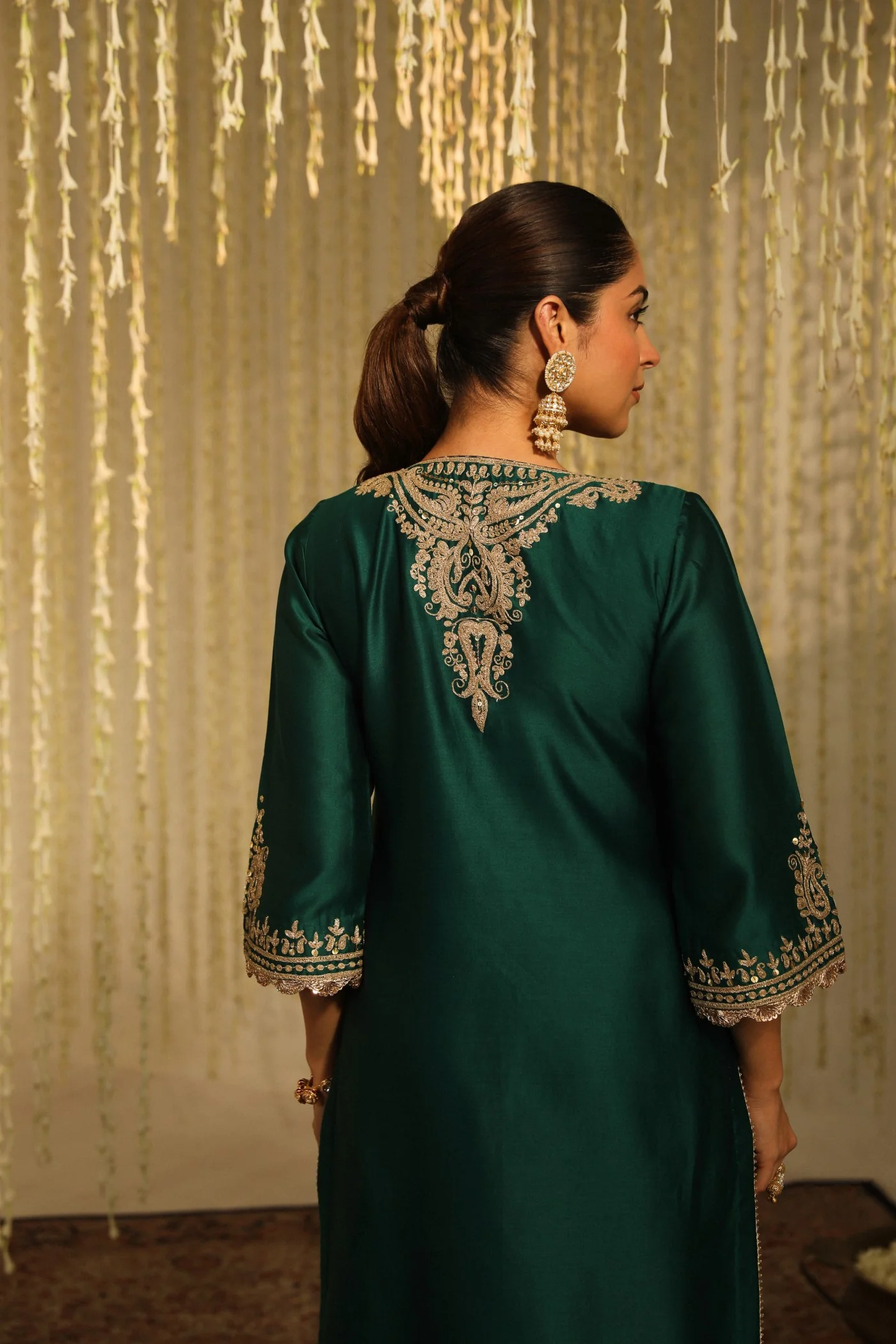AMAYRA - EMERALD GREEN SHORT KURTA WITH DHOTI - Image 3