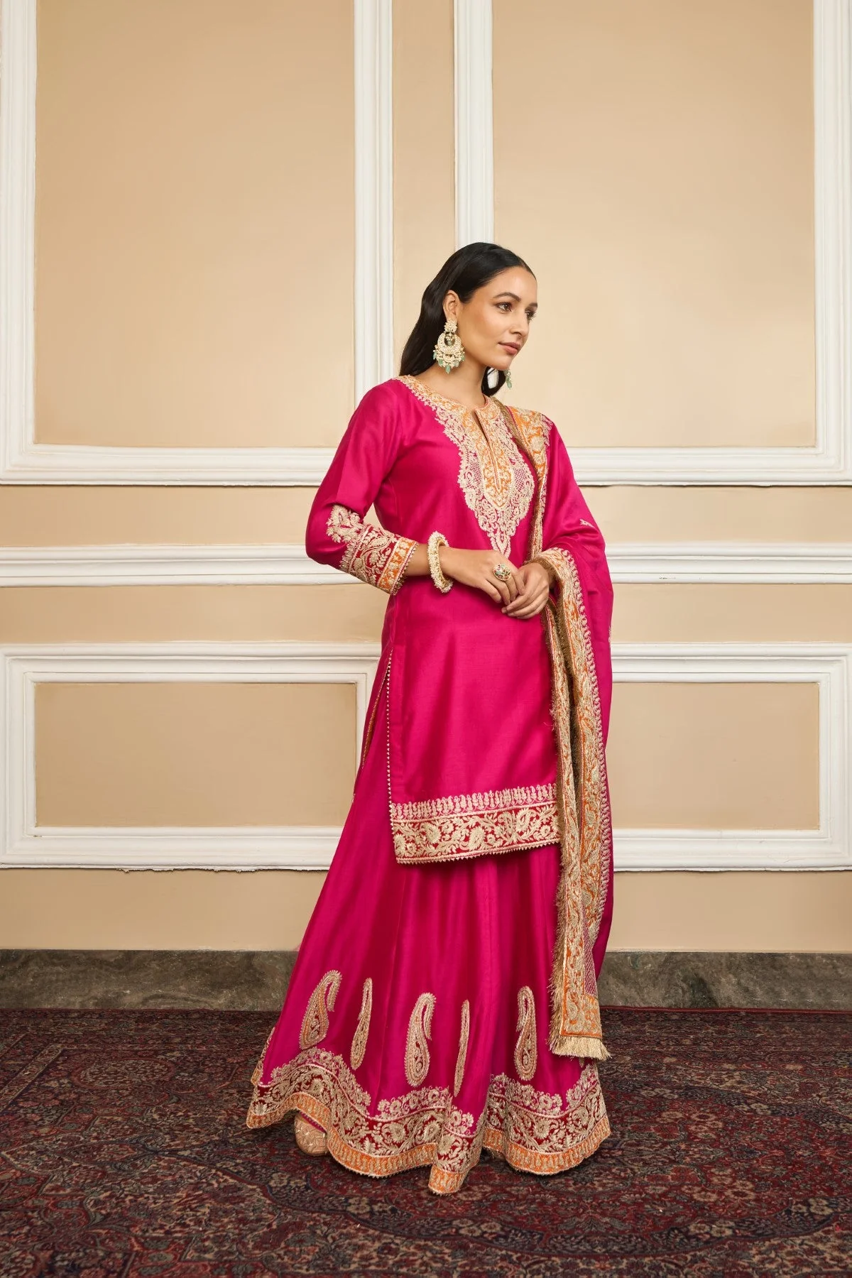 AMIRA - HOTPINK SHORT KURTA WITH SHARARA AND ODHNI (LXRTS) - Image 3