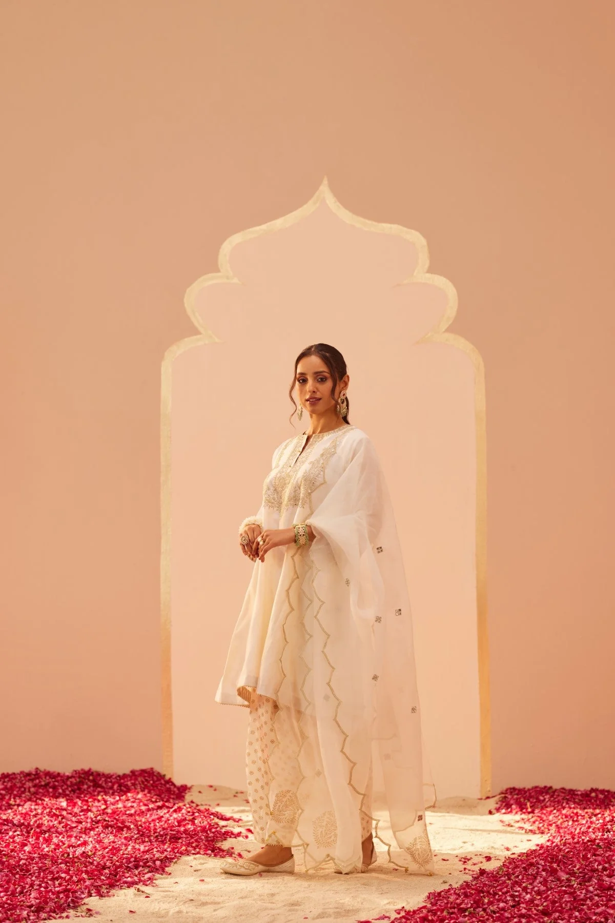 Aymra - Daisy Ivory Kurta Set (LXRTS) - Image 3