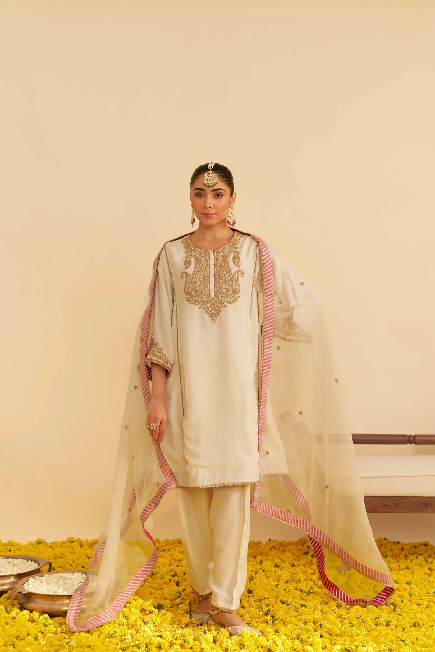AYRA - DAISY IVORY SHORT CHAUGA WITH SALWAR - Image 4