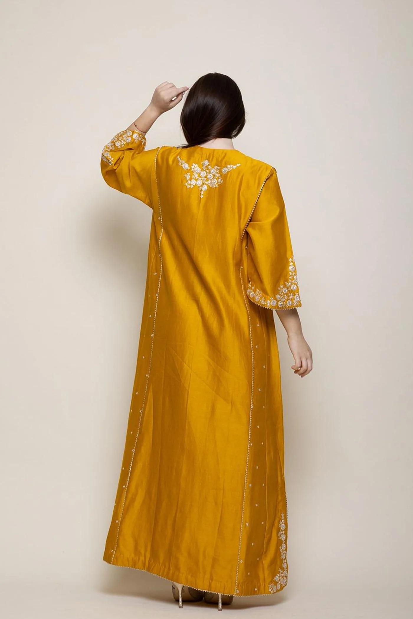 Baarizah - Glaze Mustard Abaya - Image 5