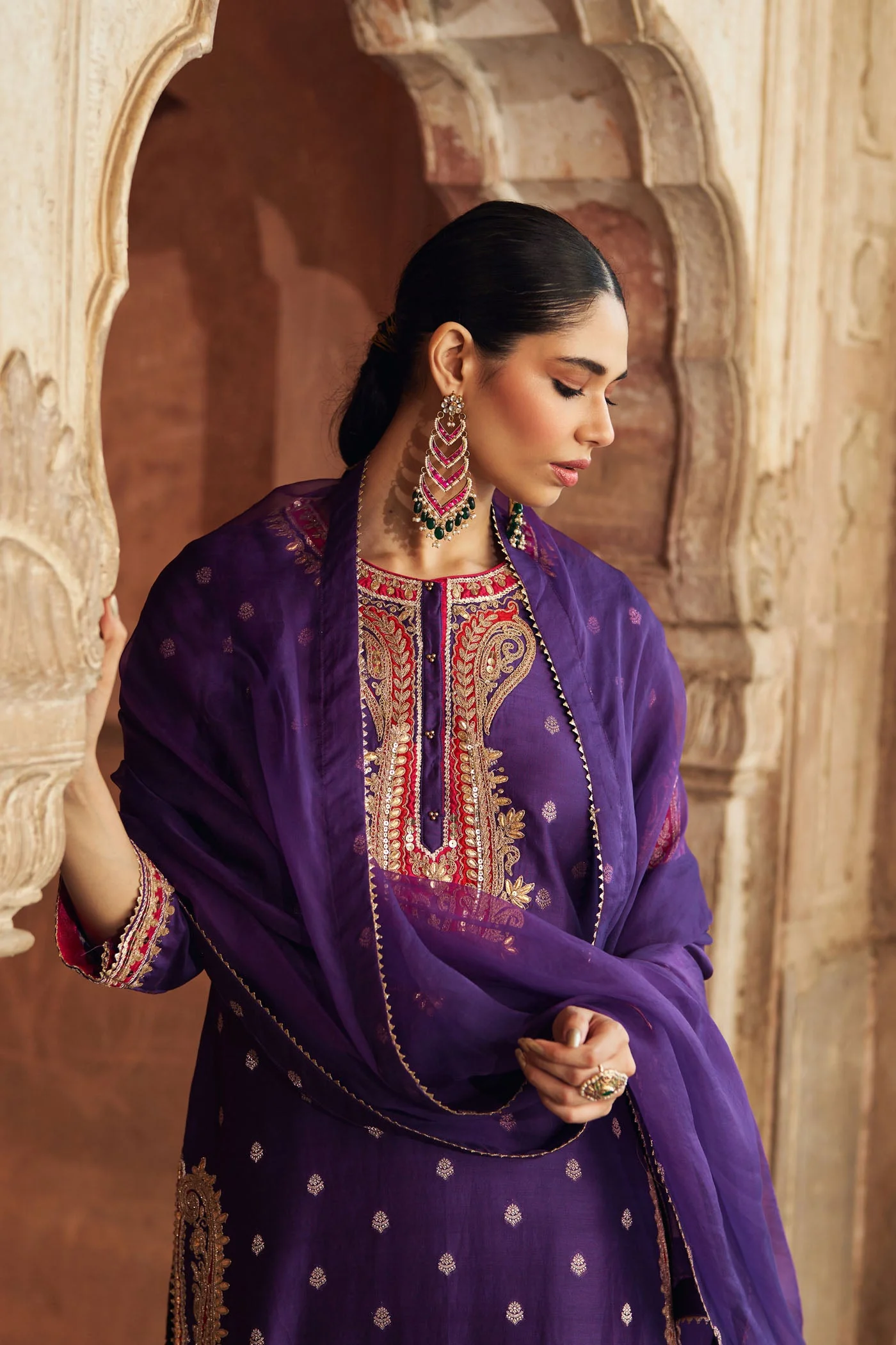 FAHMIDA - DEEP PURPLE SHORT KURTA WITH TULIP PANT (Lxrts) - Image 3