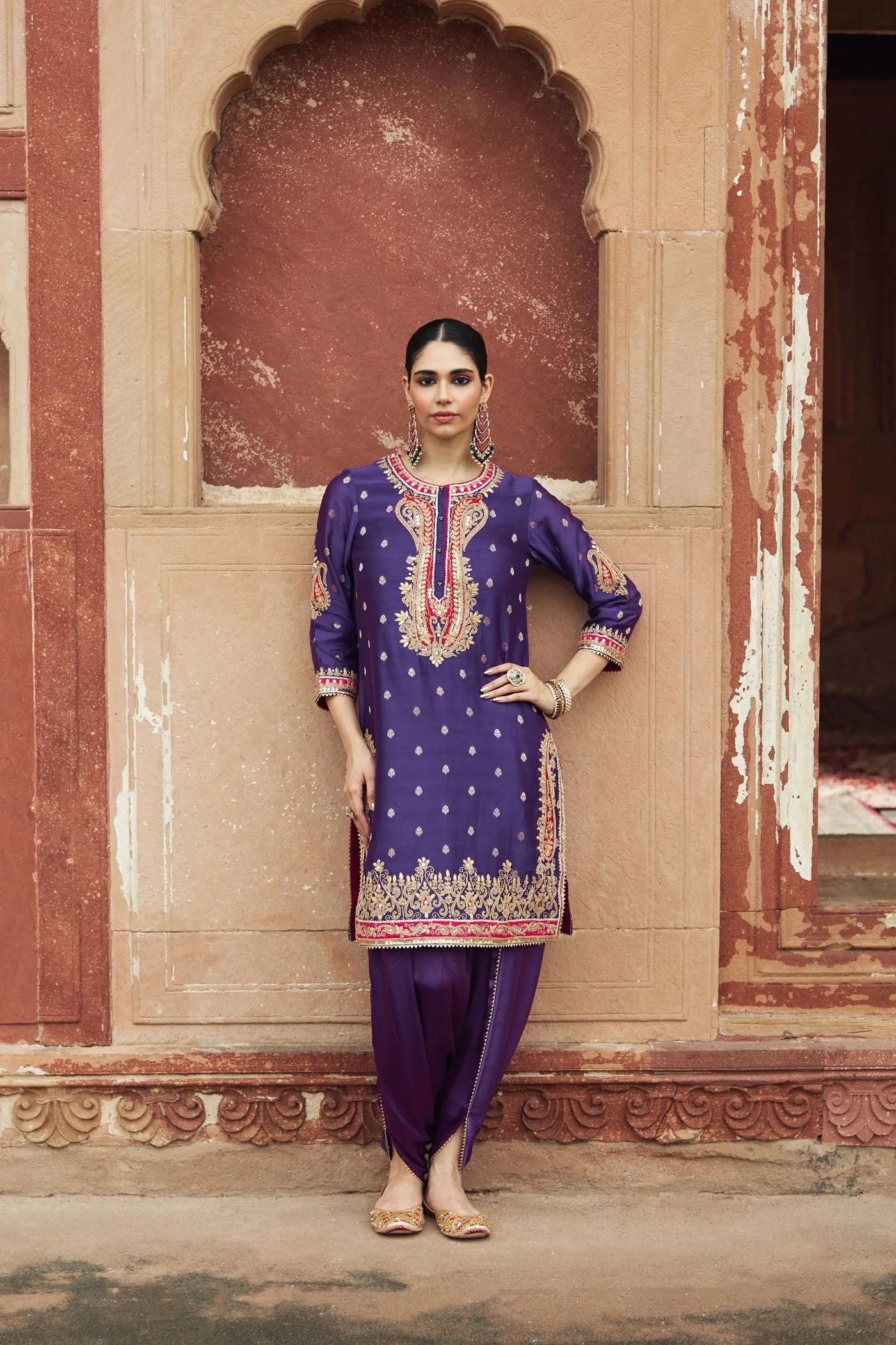 FAHMIDA - DEEP PURPLE SHORT KURTA WITH TULIP PANT (Lxrts) - Image 4