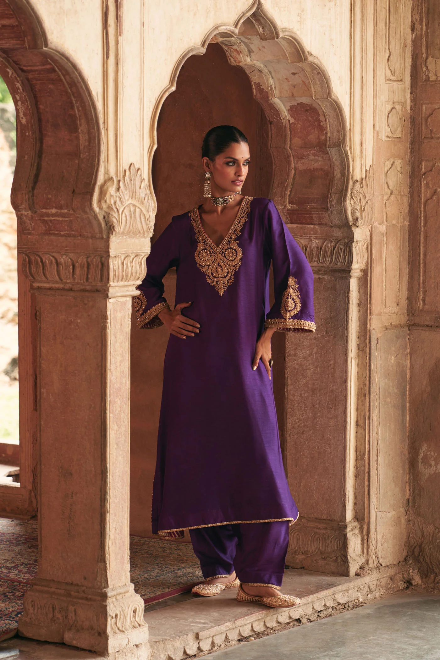 HAAYAT - DEEP PURPLE LONG KAFTAN WITH SALWAR - Image 2