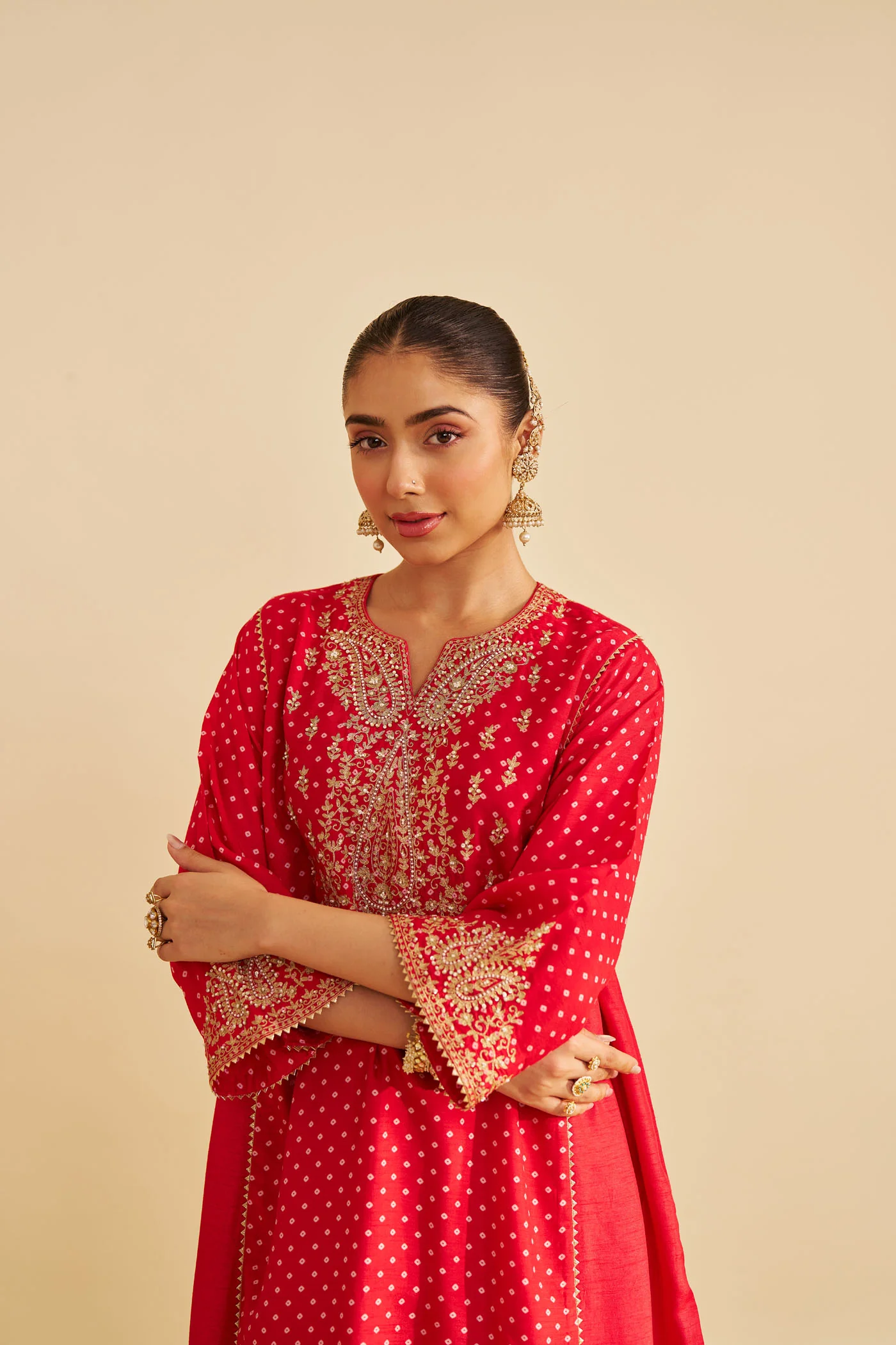 KAYRA - RED SHORT GATHERED CHAUGA WITH SALWAR - Image 3