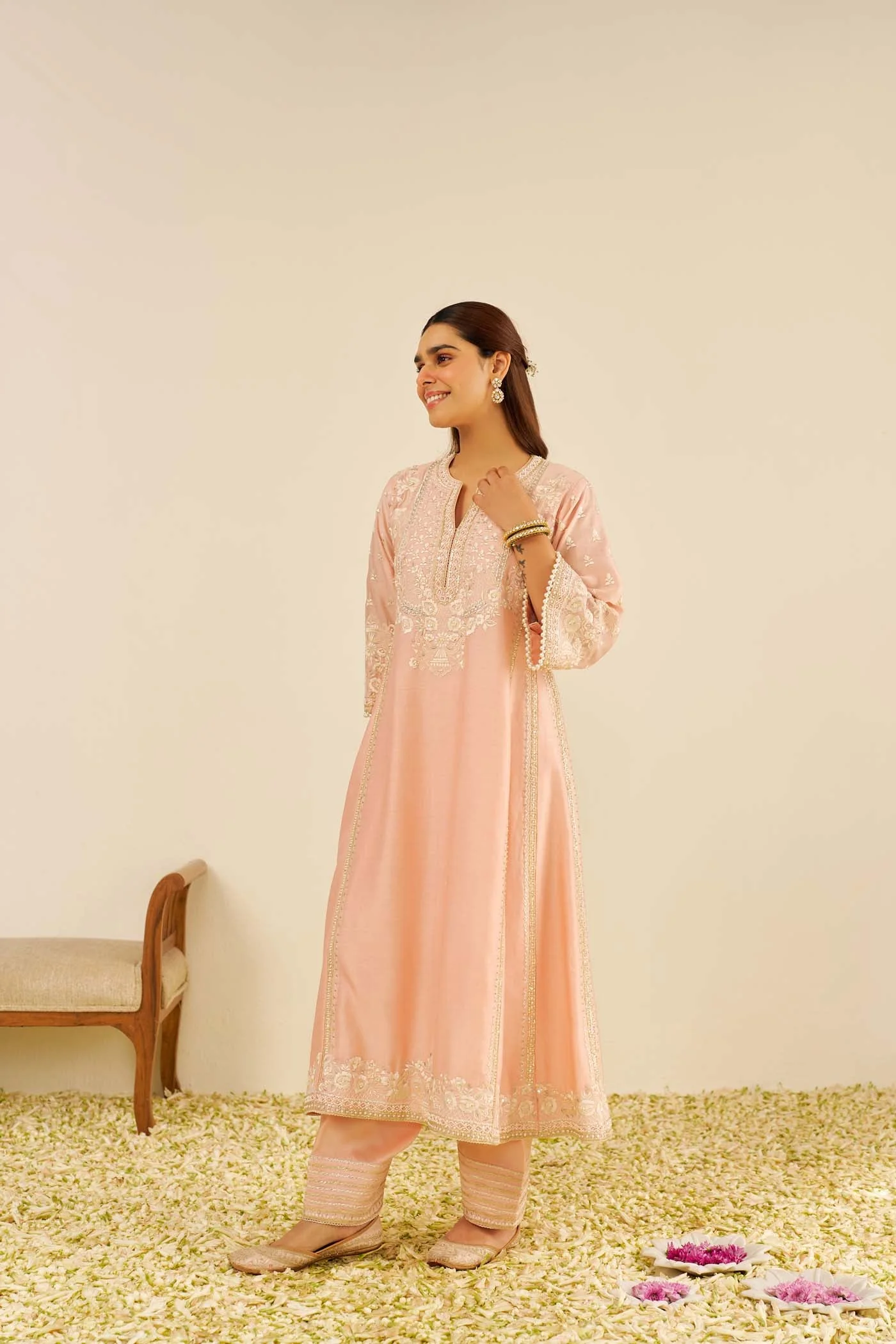 MAAROOFA - Off Rose LONG CHAUGA WITH SALWAR (LXRTS) - Image 4