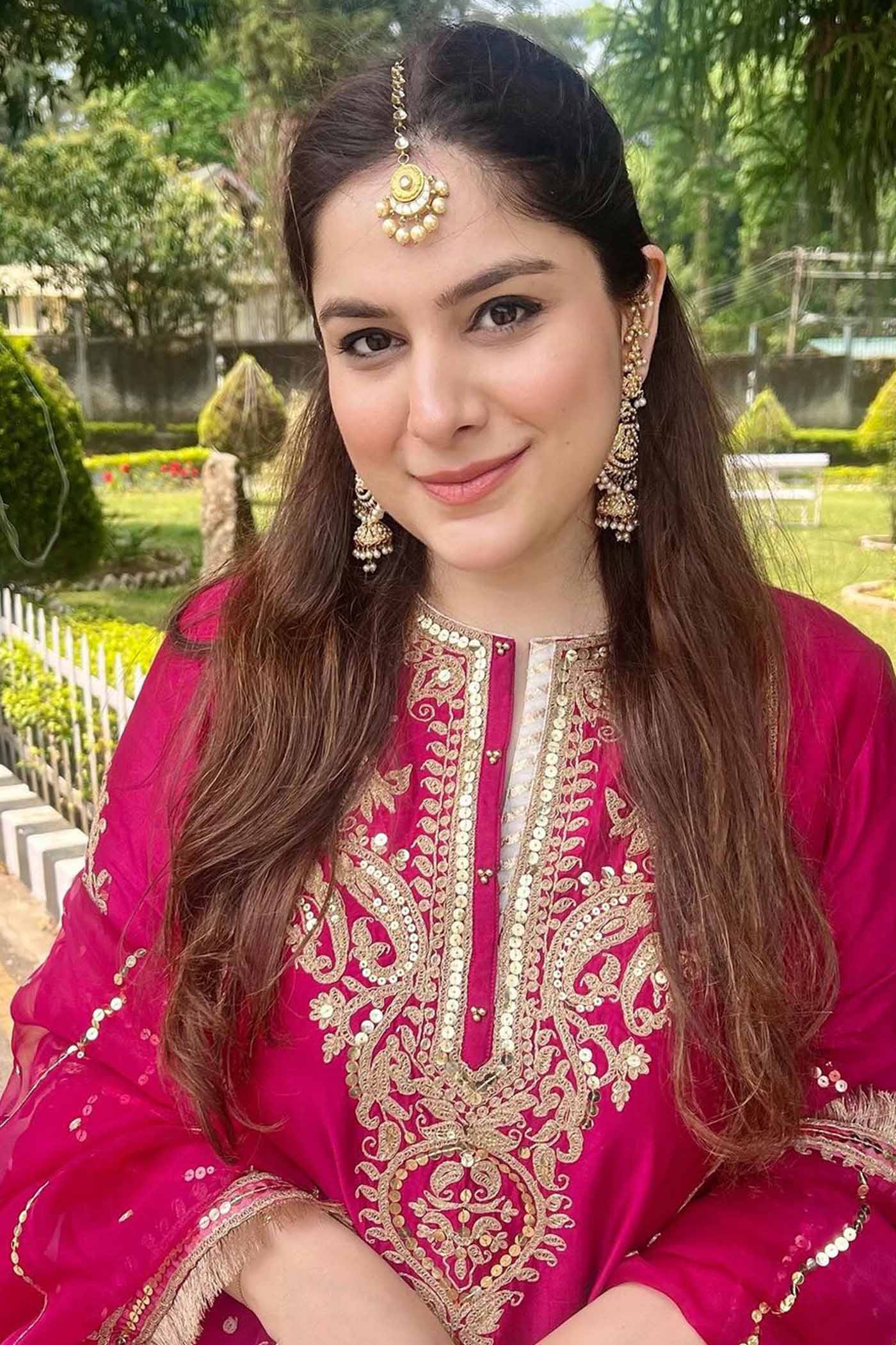 Guntas Sethi In MAHIKA - Rani Hotpink LONG KURTA WITH PALAZZO AND DUPATTA - Image 6