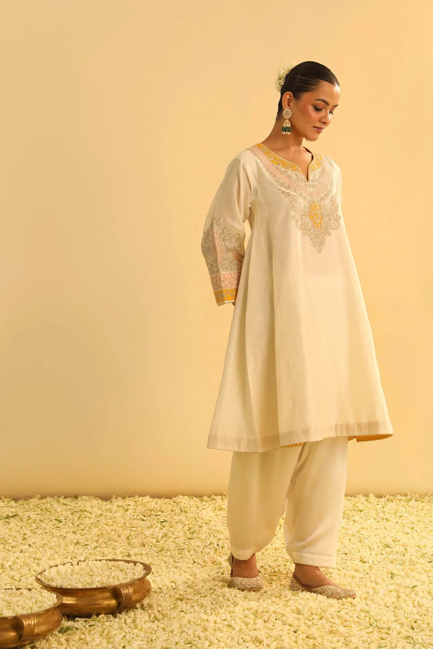 MEHRISH - DAISY IVORY SHORT KALIDAAR CHOGA WITH SALWAR (LXRTS) - Image 2