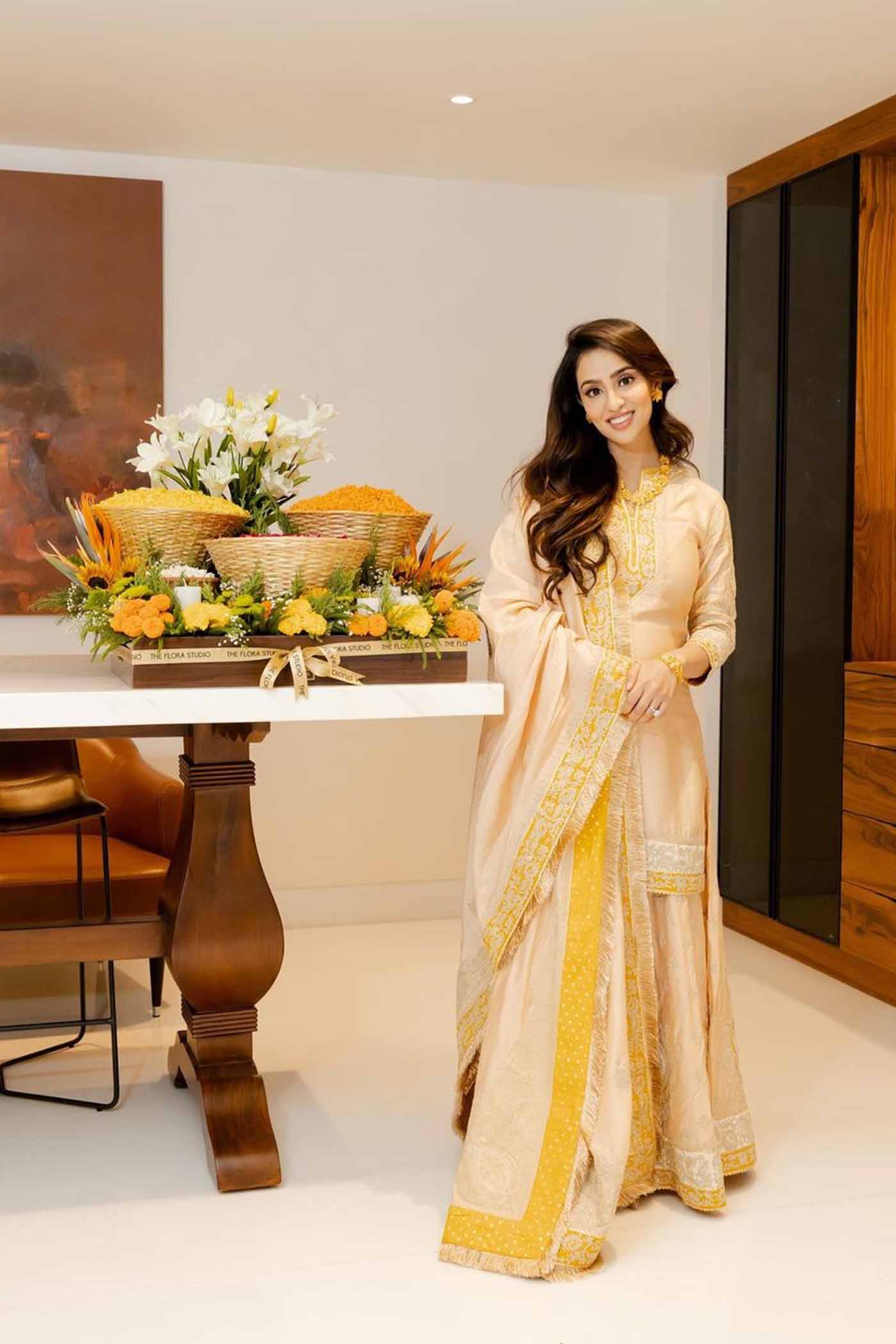 MUSKAN SETHI IN RAINA - ROSEPINK SHORT KURTA WITH SHARARA AND ODHNI - Image 2