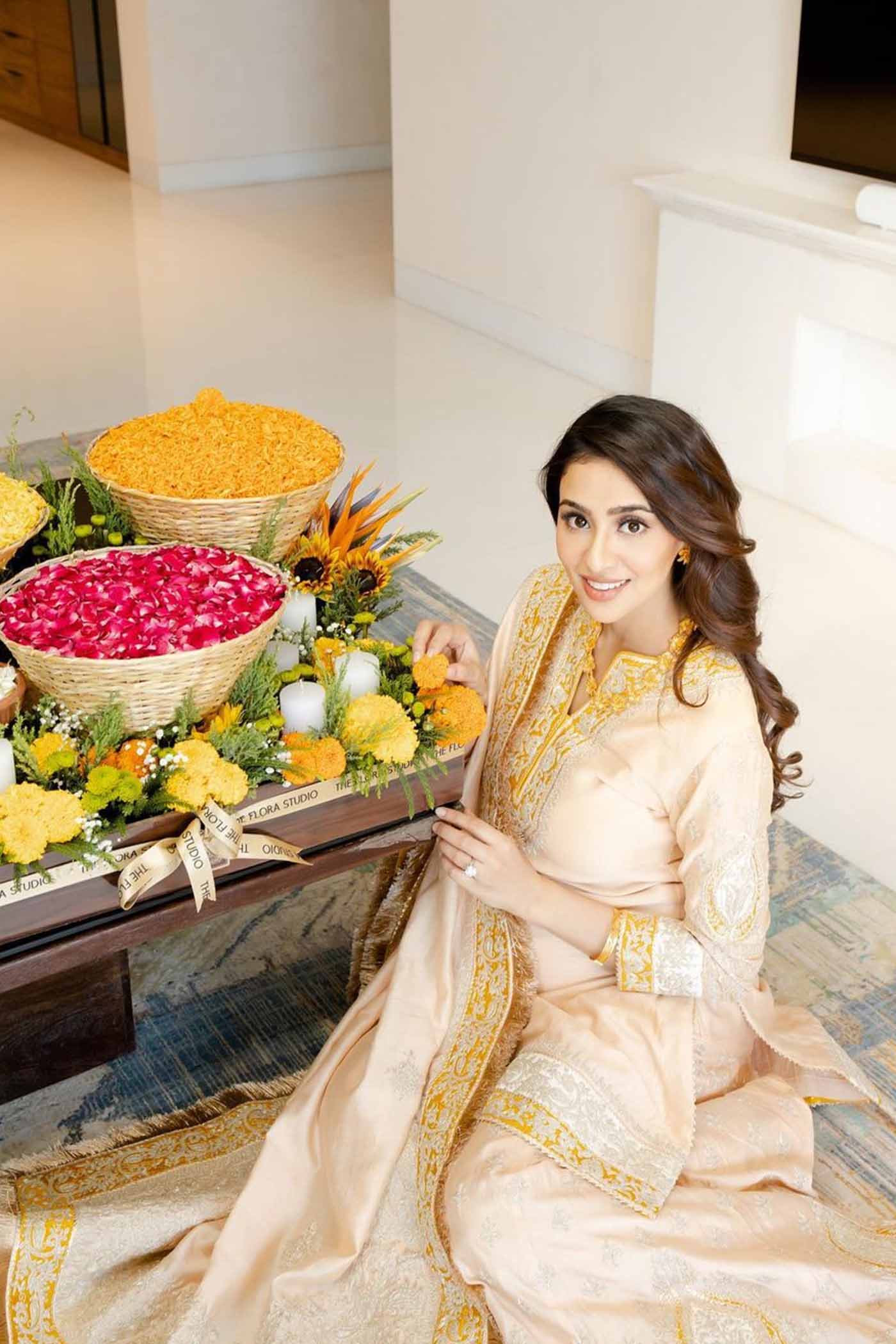 MUSKAN SETHI IN RAINA - ROSEPINK SHORT KURTA WITH SHARARA AND ODHNI - Image 4