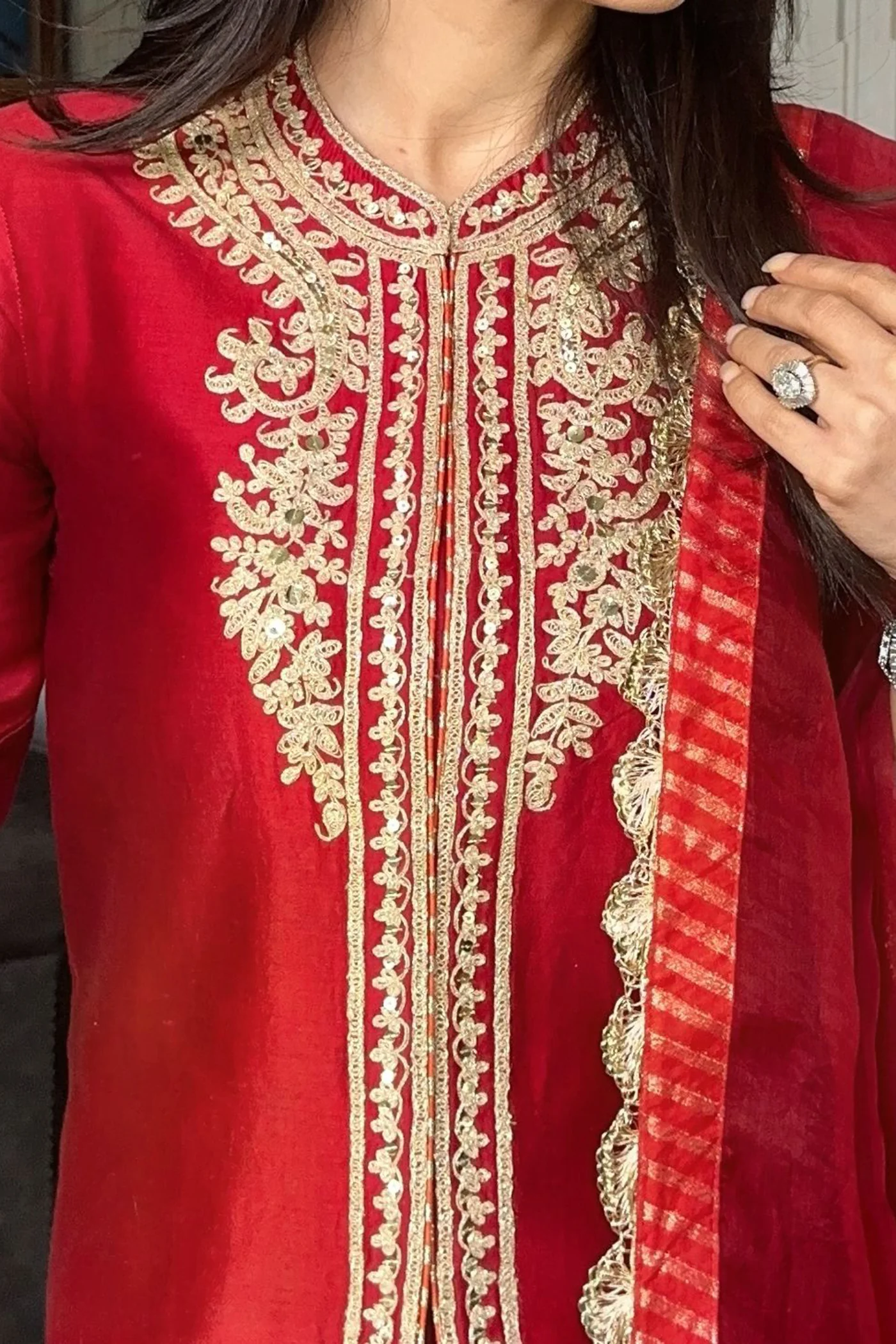 Payal Sen In Gulbano - Deep Red Short Kurta with Dhoti - Image 2