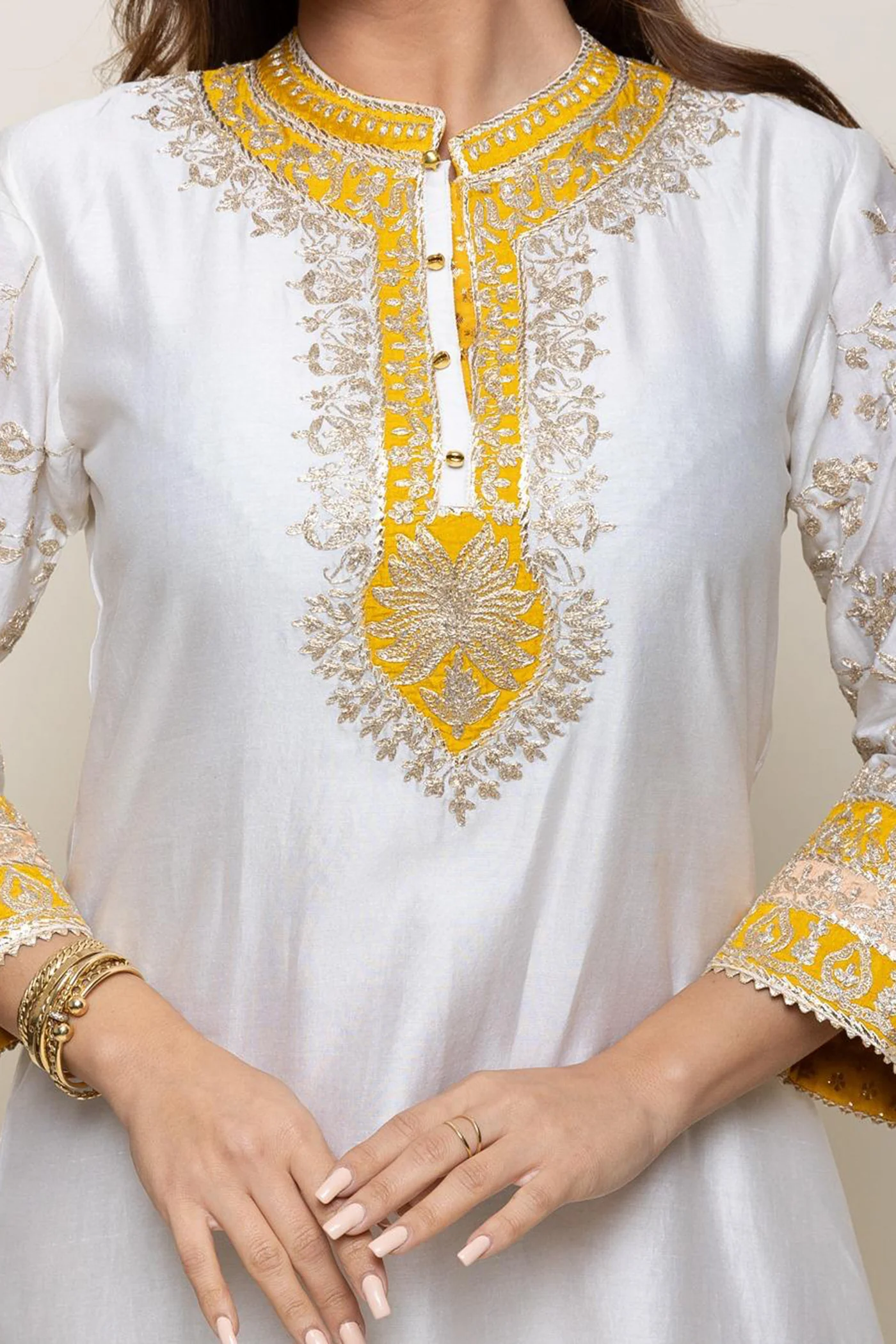 Resham - Daisy Ivory Abaya - Image 5