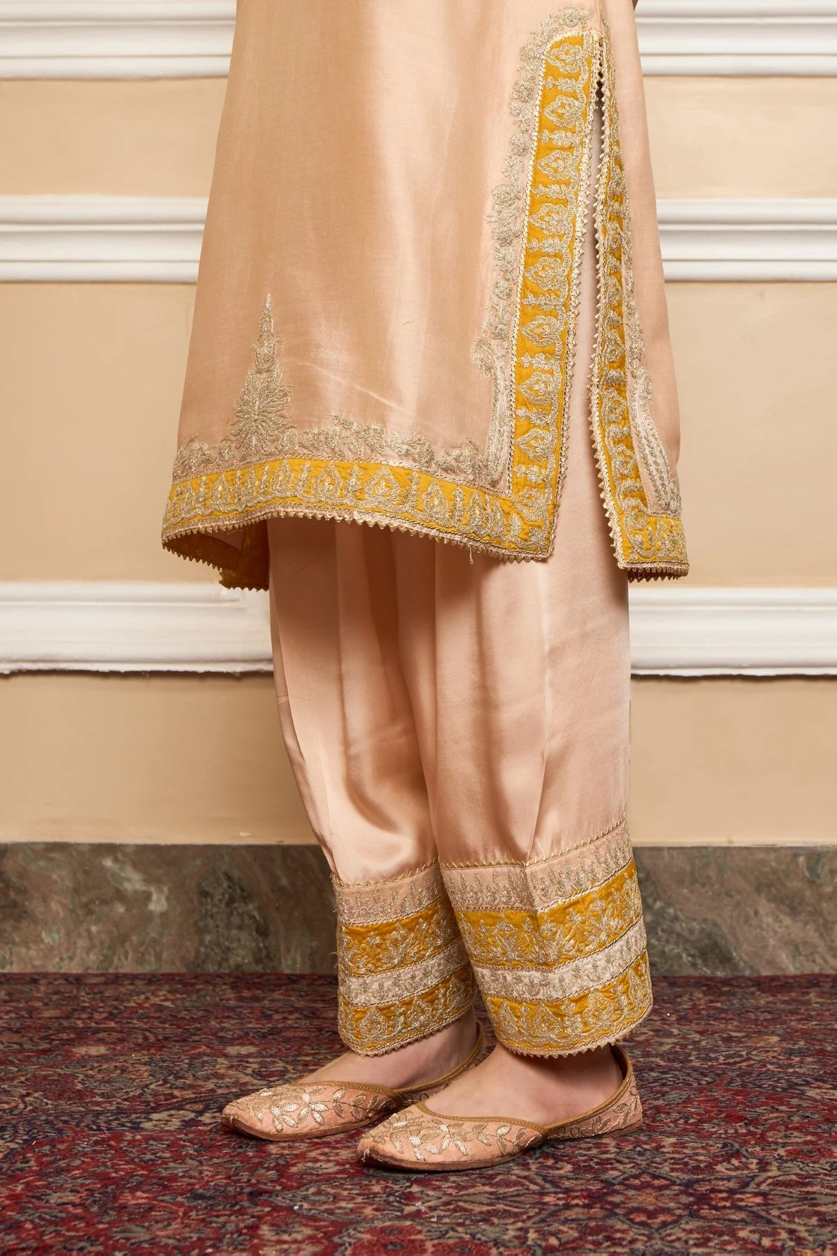 RESHAM - ROSEPINK SHORT KURTA WITH SALWAR AND DUPATTA (LXRTS) - Image 6