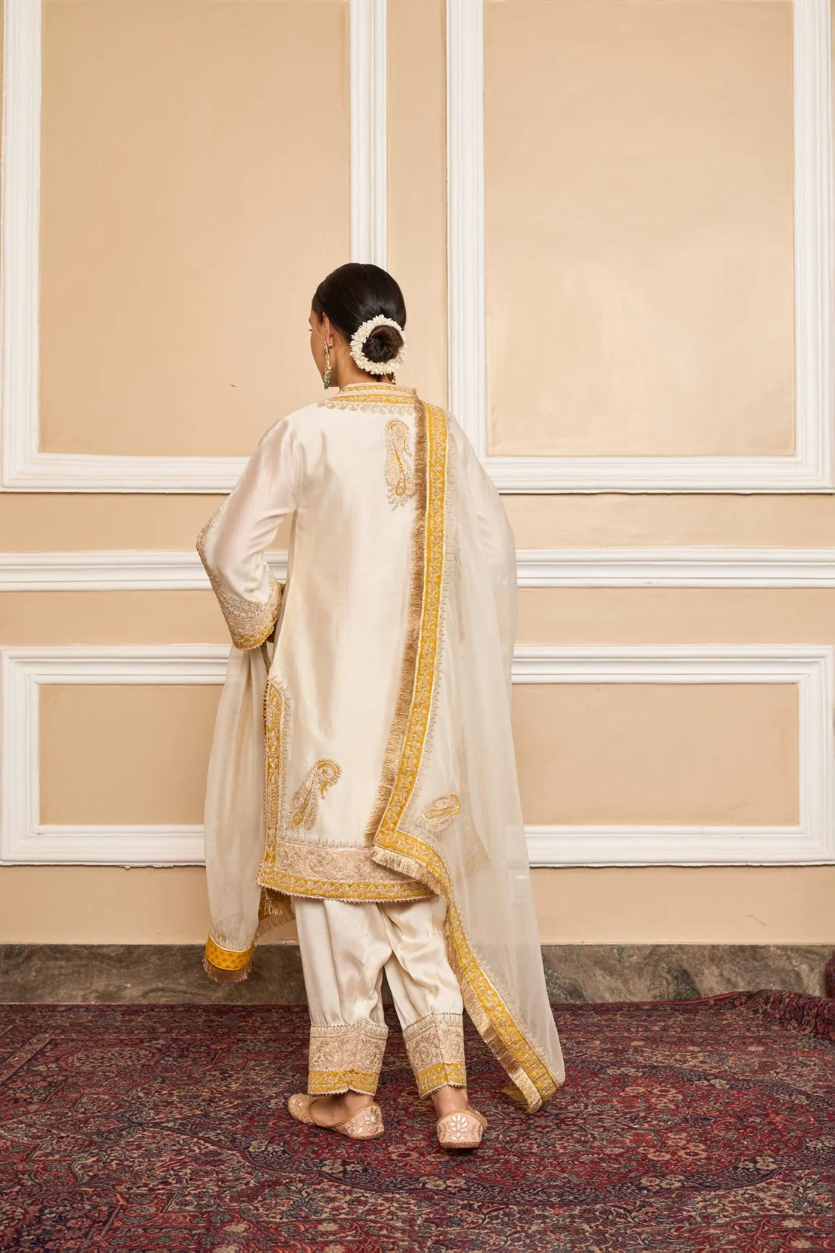 SABAA - DAISY IVORY SHORT KURTA WITH SALWAR AND DUPATTA (LXRTS) - Image 5