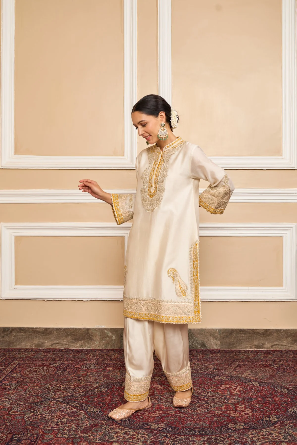 SABAA - DAISY IVORY SHORT KURTA WITH SALWAR AND DUPATTA - Image 4