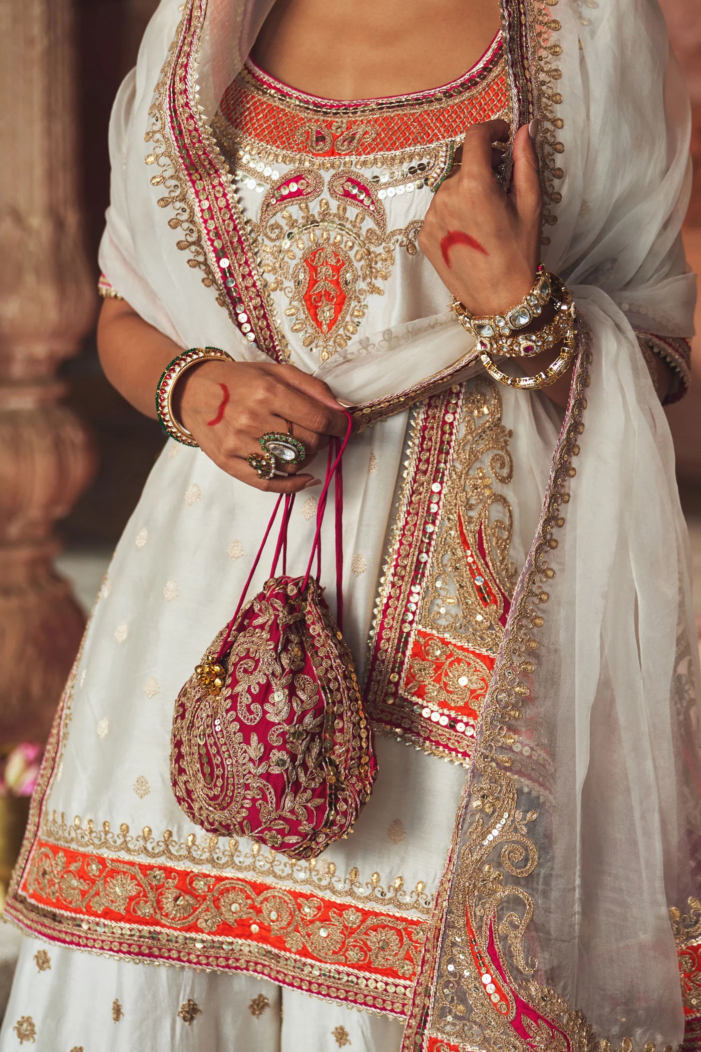 SAMREEN - DAISY IVORY SHORT KURTA WITH SHARARA AND DUPATTA - Image 10