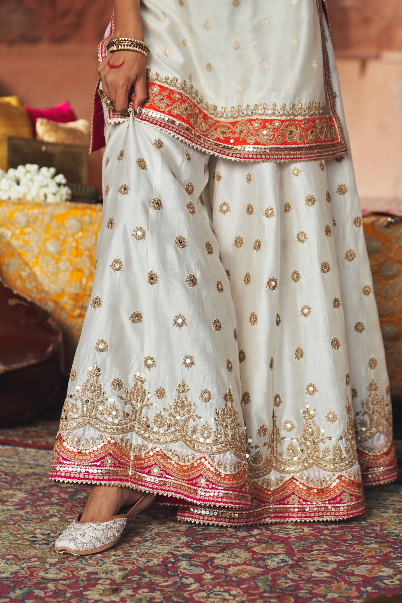 SAMREEN - DAISY IVORY SHORT KURTA WITH SHARARA AND DUPATTA (Lxrts) - Image 9