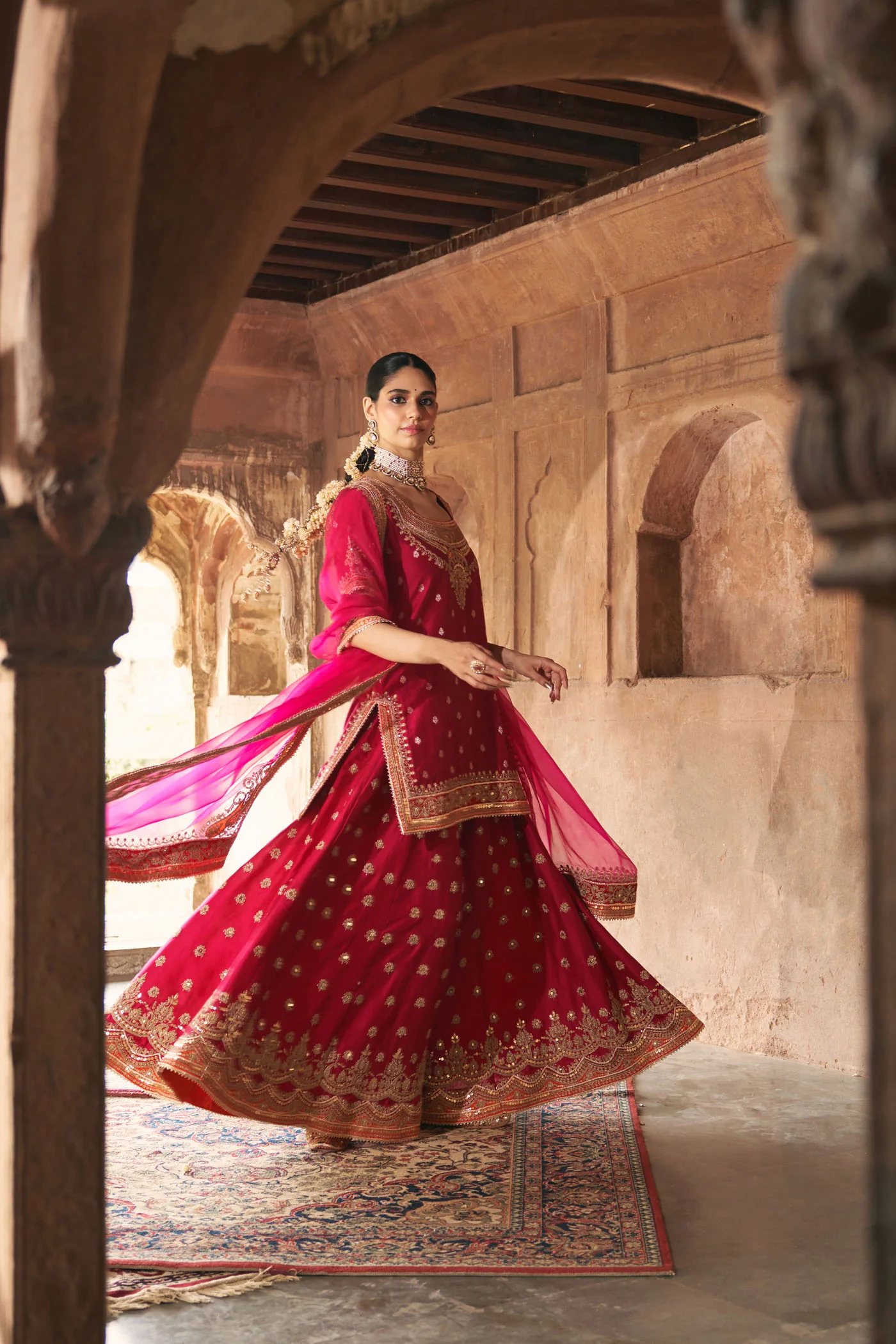 SAMREEN - Rani Hotpink SHORT KURTA WITH SHARARA AND DUPATTA - Image 3