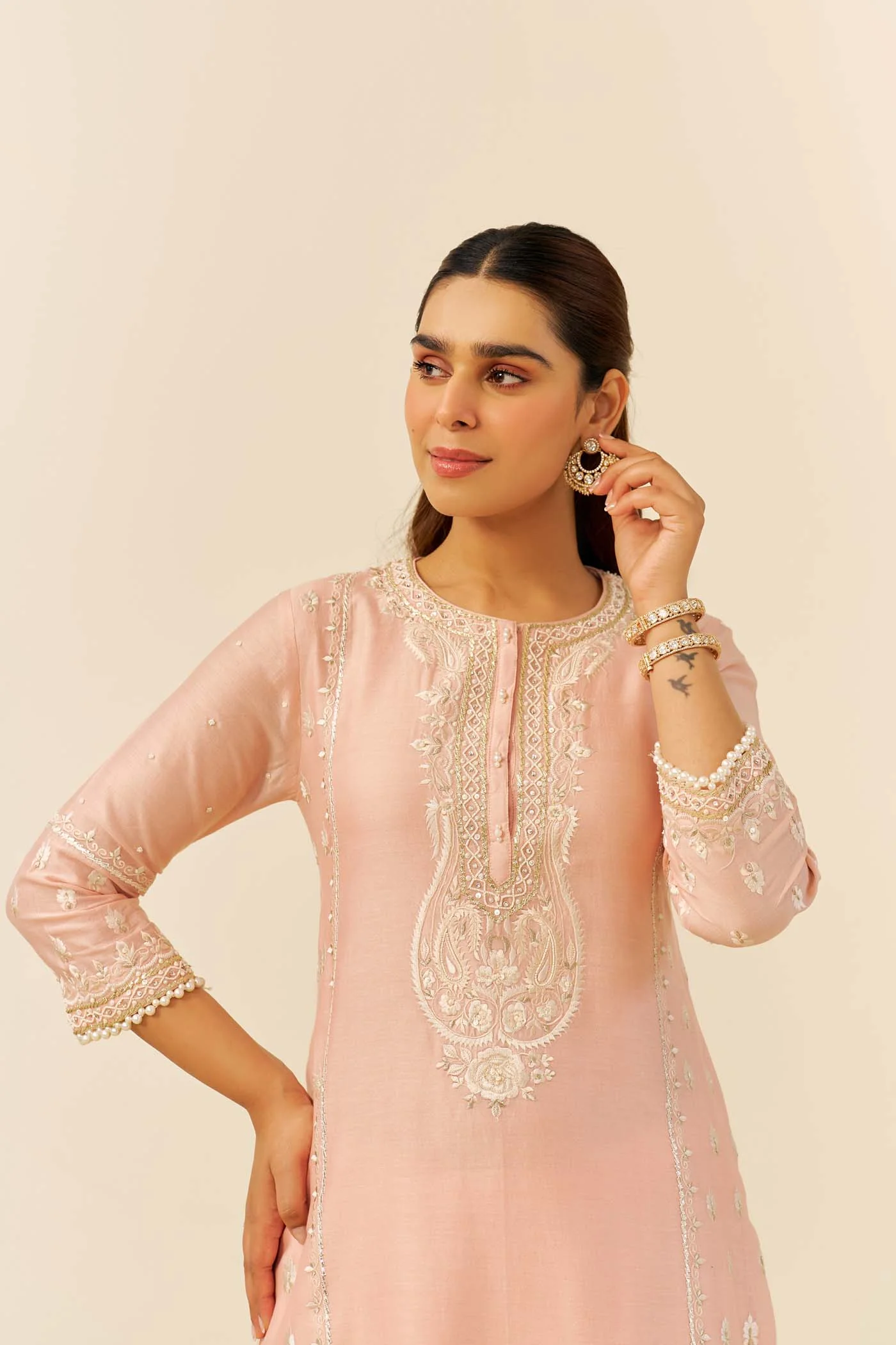Zahra - Off Rose Short Kurta With Dhoti - Image 2