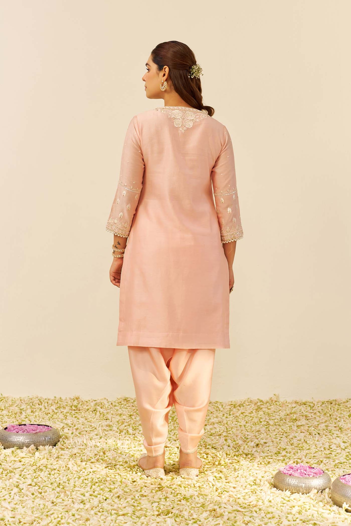 Zahra - Off Rose Short Kurta With Dhoti - Image 4