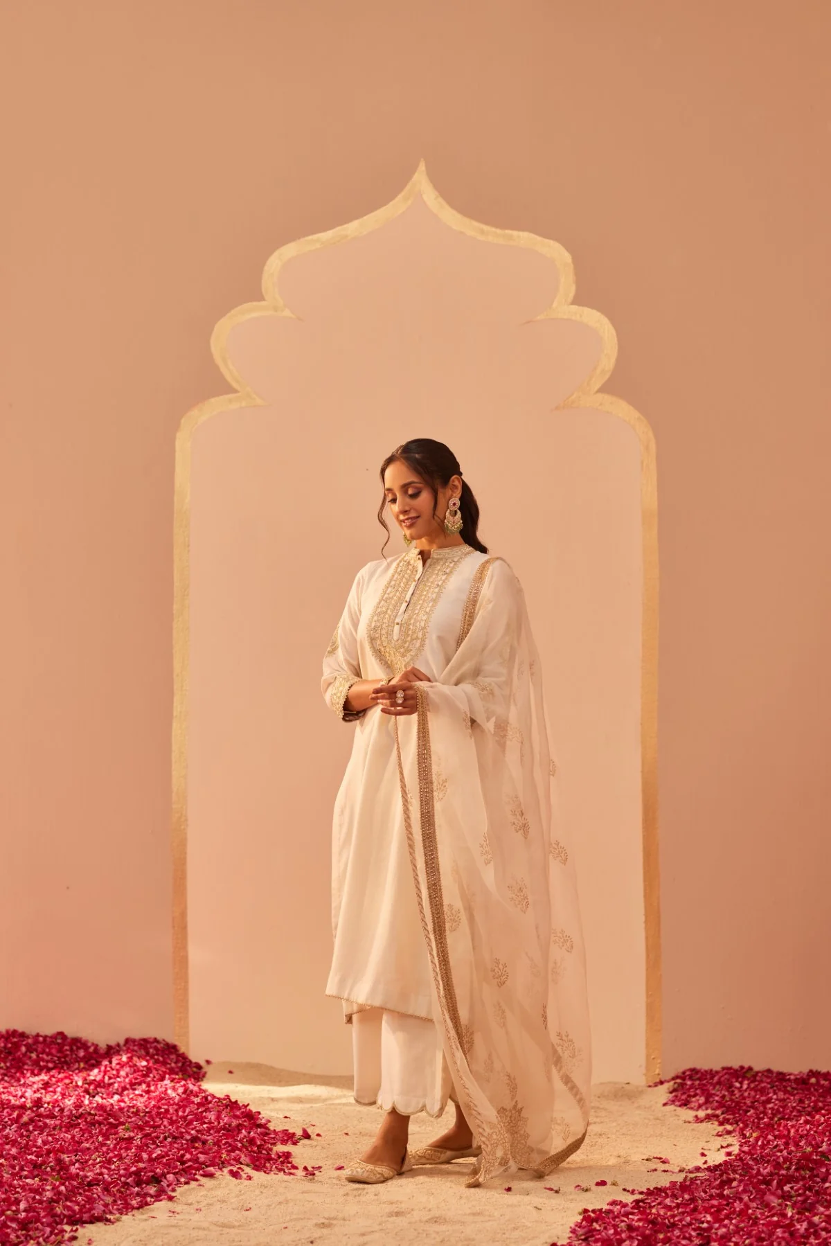 Zaniab - Daisy Ivory Kurta Set - Image 2