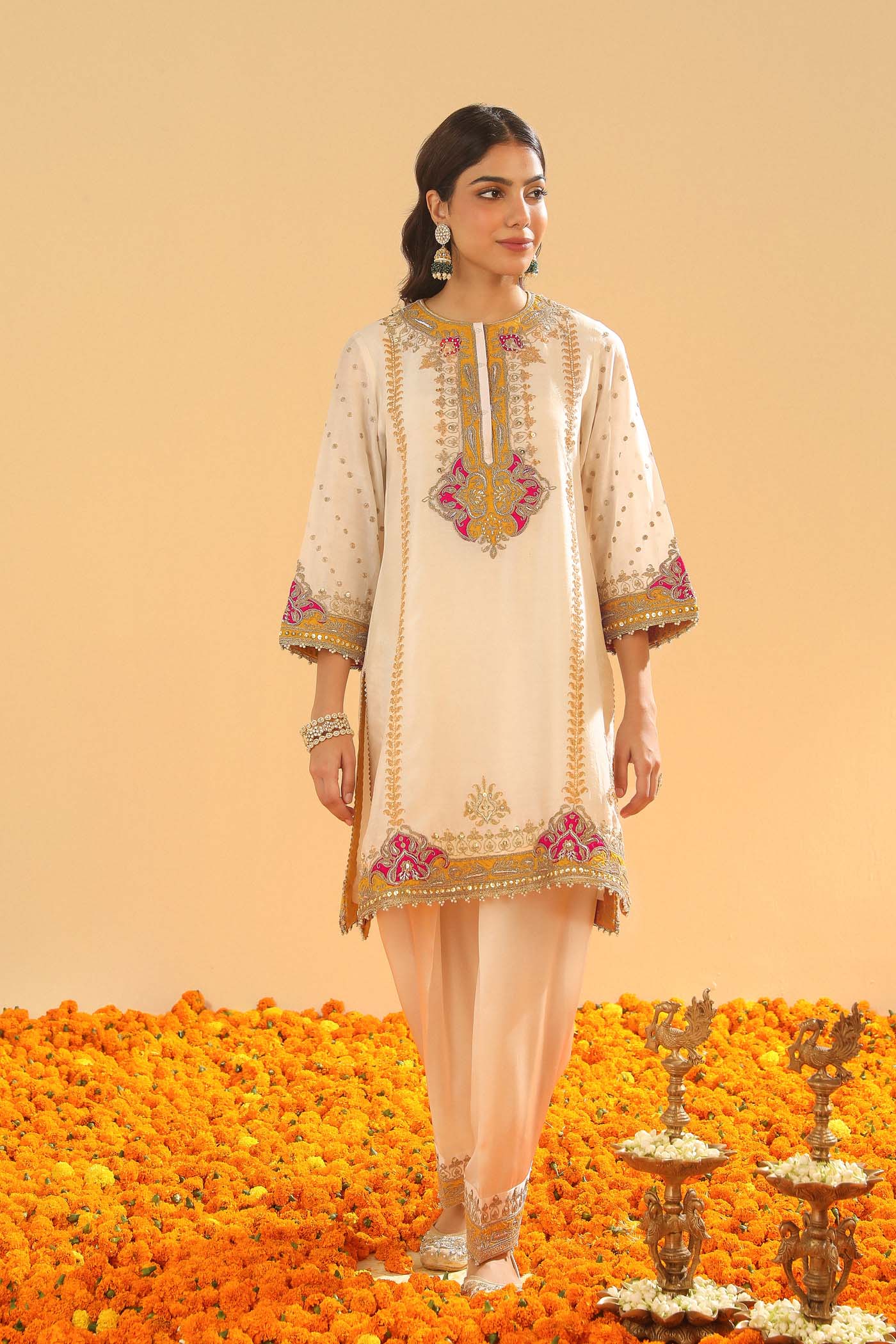 Ziana -  Daisy Ivory Short Straight Kurta with Salwar and Dupatta - Image 5