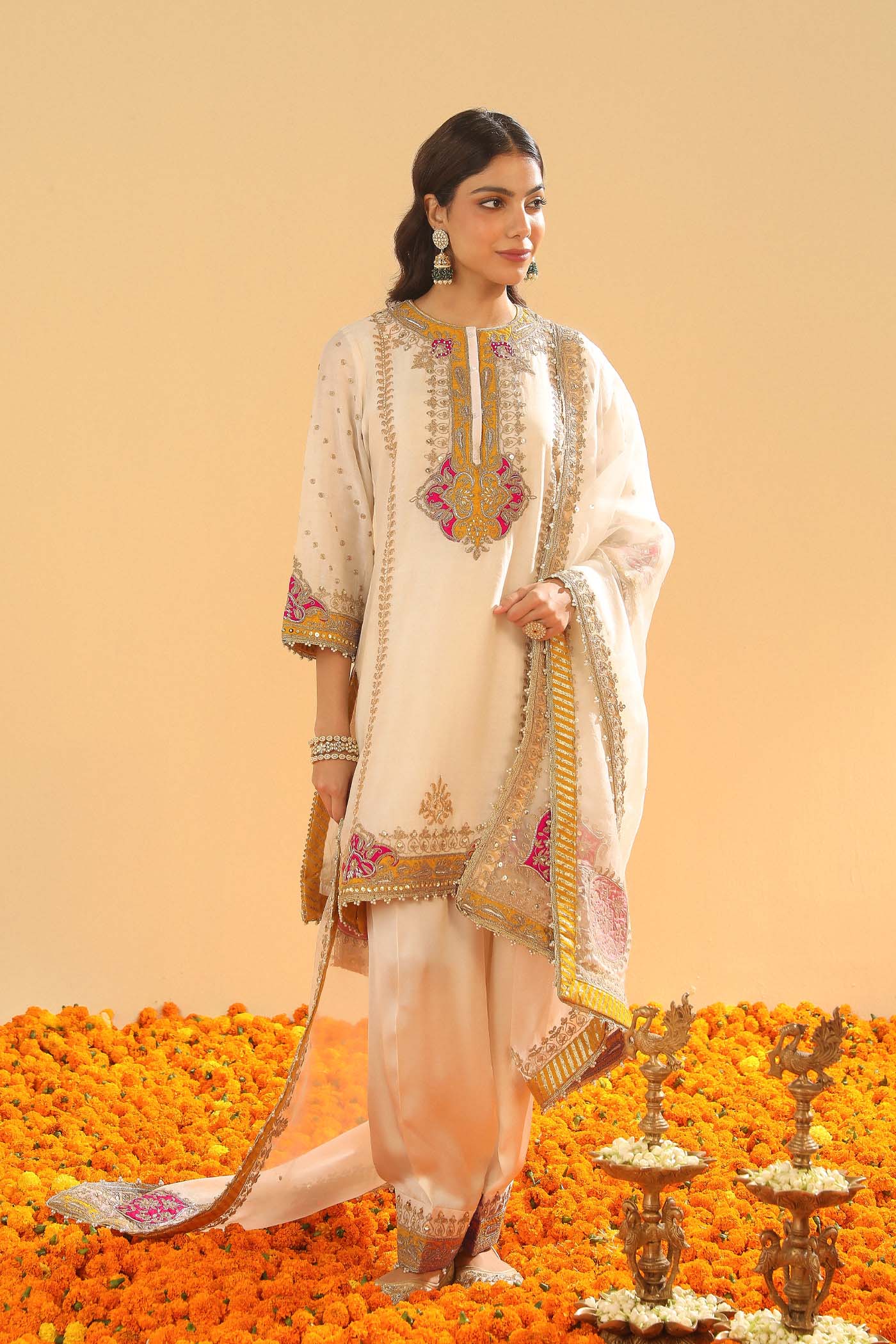 Ziana -  Daisy Ivory Short Straight Kurta with Salwar and Dupatta - Image 8